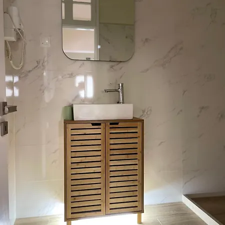Apartman Kontos Mansion *
